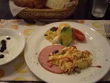 朝食
