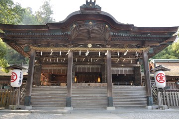 本宮拝殿 本宮拝殿