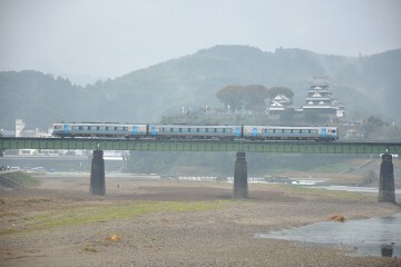 大洲城と予讃線 大洲城と予讃線