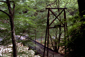 つり橋 湯の平温泉 松泉閣 つり橋