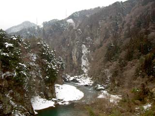 楯岩