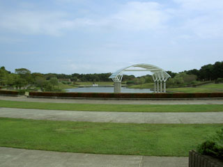 水のステージ 野外ステージと噴水