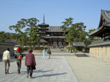 法隆寺 近景