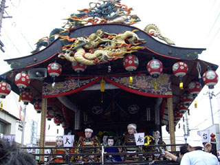 屋台 子供歌舞伎の上演