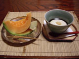 水菓子 メロン、黒蜜胡麻豆腐