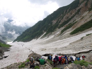 夏の登山道 夏の登山道