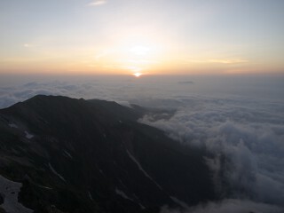 御来光4時58分 白馬岳御来光