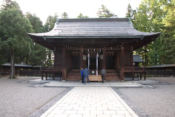 拝殿 上杉神社