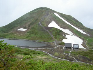 男女岳と阿弥陀池