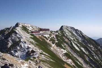 唐松岳頂上山荘 唐松岳頂上山荘
