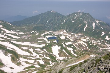 雄山山頂にて