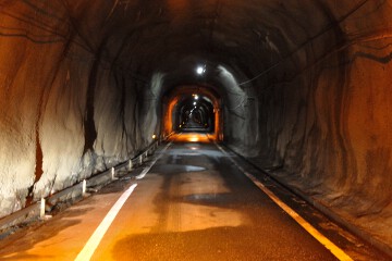 発電所方向 発電所