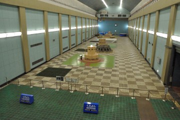 発電所内 発電所内