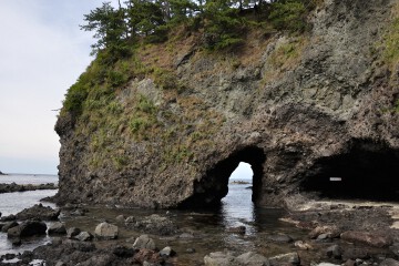 巌門洞窟 巌門洞窟