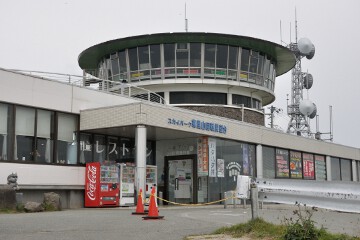 回転展望台 寒風山