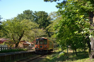 津軽中里行き 芦野公園駅