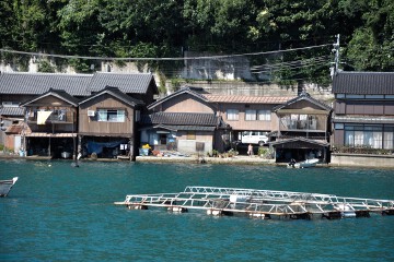 伊根の舟屋