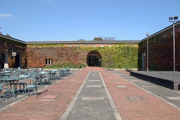 広場 倉敷アイビースクエア