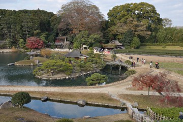島茶屋のある中の島 沢の池