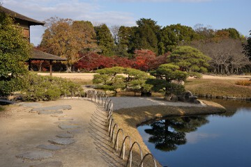 流店前の庭 岡山後楽園