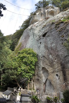 花の窟神社