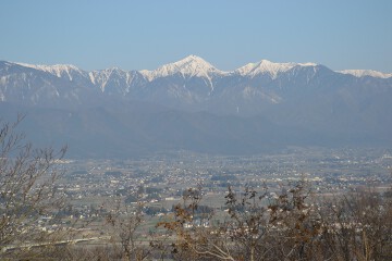 常念岳と安曇野 北アルプス連峰