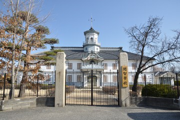 正面 旧開智学校