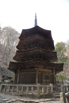 八角三重塔 八角三重塔