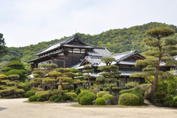 本館 毛利氏庭園
