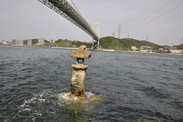灯籠 関門橋