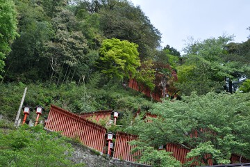 鳥居 太鼓谷稲成神社
