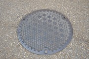 マンホール