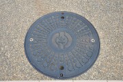 マンホール