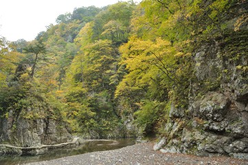 曲淵 暗門の滝歩道