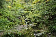 水の流れ 三徳山