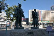 秀吉・三成出逢いの像 長浜駅