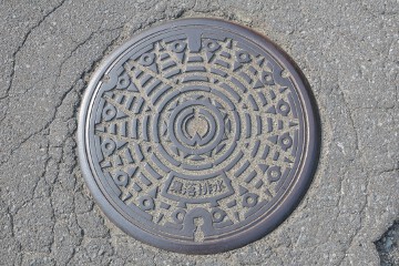 マンホール マンホール
