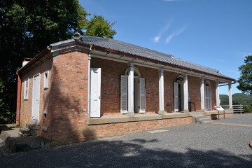 菅島燈台附属官舎 菅島燈台附属官舎