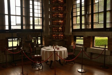 テーブルウェア 帝国ホテル中央玄関