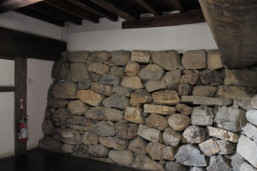 地下 天守入口 地下