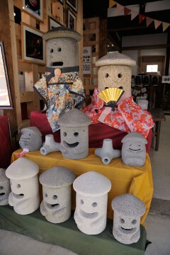 ひな飾り いしおさん