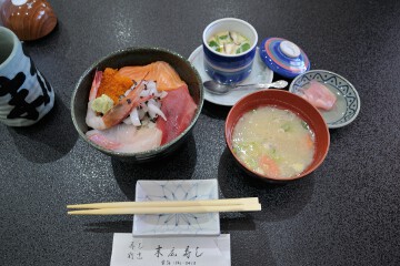 海鮮丼 海鮮丼