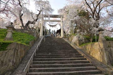 烏帽子山八幡宮