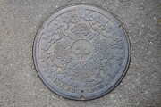 南陽市マンホール