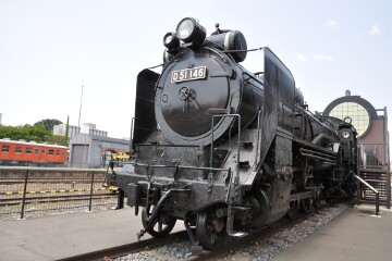 D51形蒸気機関車