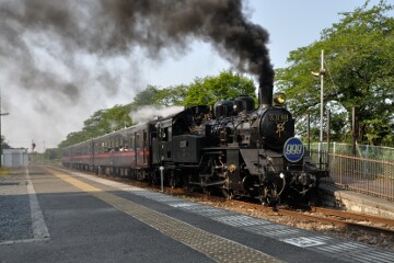 C12形蒸気機関車