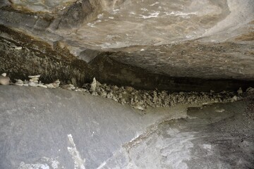 断崖の下部 断崖の下部