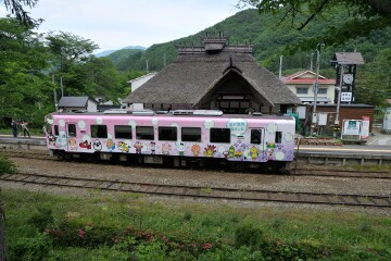 ラッピング列車 ラッピング列車