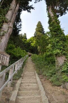 急な階段 急な階段