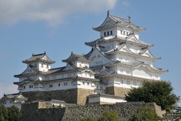 西ノ丸から天守を望む 西ノ丸から天守を望む